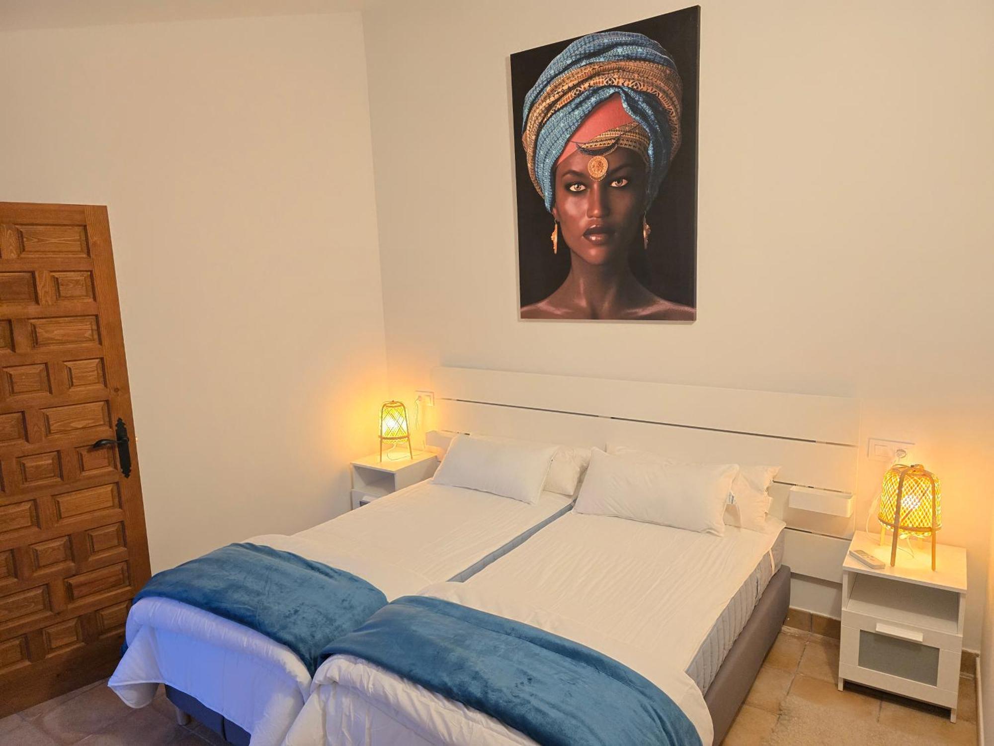 Hotel Puerta Del Arco Tudela de Duero エクステリア 写真