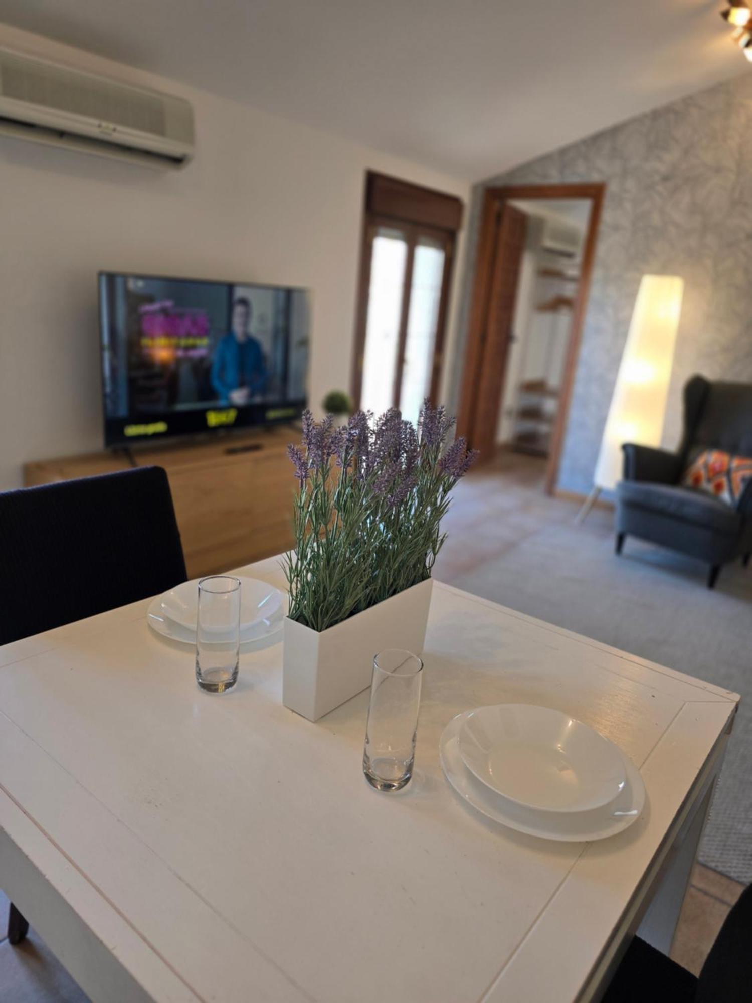 Hotel Puerta Del Arco Tudela de Duero エクステリア 写真