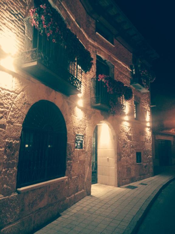 Hotel Puerta Del Arco Tudela de Duero エクステリア 写真