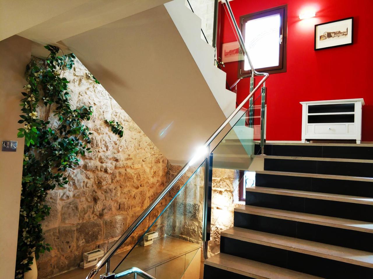 Hotel Puerta Del Arco Tudela de Duero エクステリア 写真