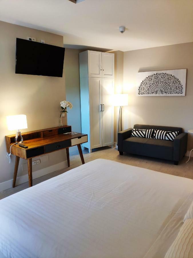 Hotel Puerta Del Arco Tudela de Duero エクステリア 写真