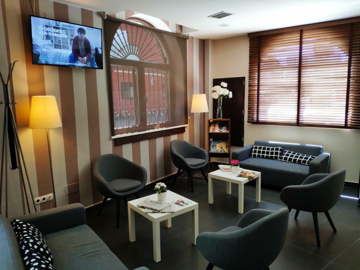 Hotel Puerta Del Arco Tudela de Duero エクステリア 写真