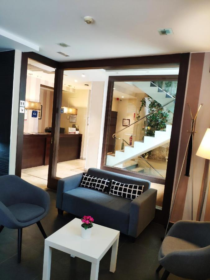 Hotel Puerta Del Arco Tudela de Duero エクステリア 写真
