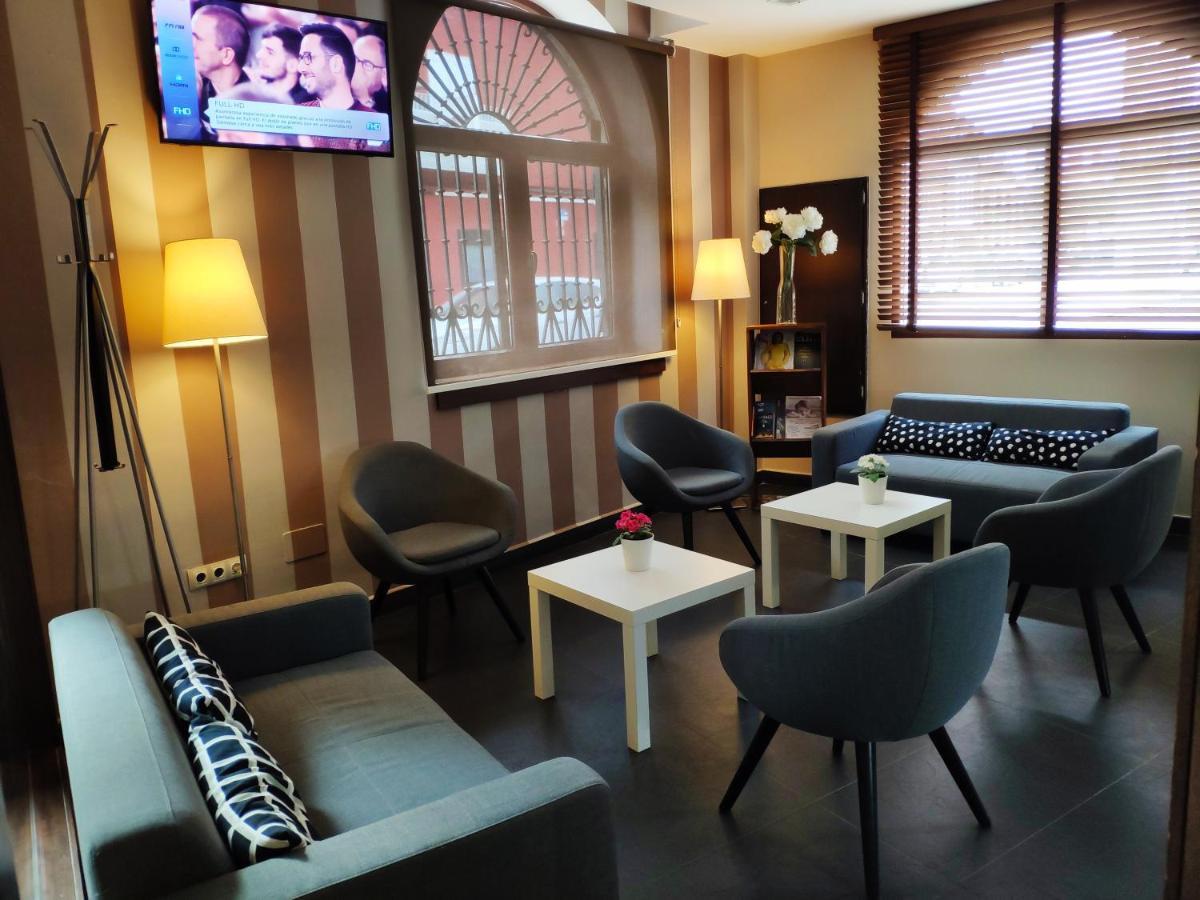 Hotel Puerta Del Arco Tudela de Duero エクステリア 写真