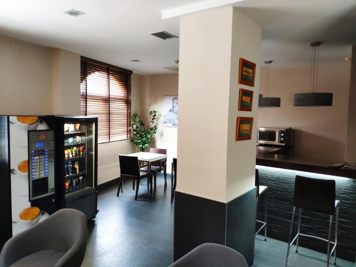 Hotel Puerta Del Arco Tudela de Duero エクステリア 写真